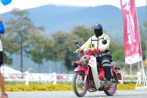 BIB: 
                            <button type="button" onclick="openModal(27855250)" class="btn btn-primary btn-sm float-right btn-popup" data-toggle="modal" data-target=".modal-high-quality">
                        <i class="fas fa-shopping-cart"></i> Add to Cart
                    </button>
                                            <button type="button" onclick="isThisMe(27855250, true)" class="btn btn-success btn-sm float-right btn-popup btn-isme hidden" data-toggle="tooltip" data-placement="bottom" title="นี่คือรูปของคุณใช่ไหม คลิกที่นี่เพื่อเอาเข้าอัลบั้ม">
                        <i class="fas fa-plus"></i> Add to album
                    </button>
                    <button type="button" onclick="isThisMe(27855250, false)" class="btn btn-warning btn-sm float-right btn-popup btn-isnotme hidden">
                        <i class="fas fa-ban"></i> Remove from album
                    </button>